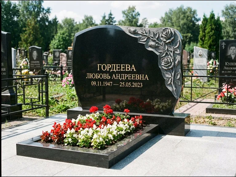 Памятник с барельефом — выполненная работа 16 в Воронеже