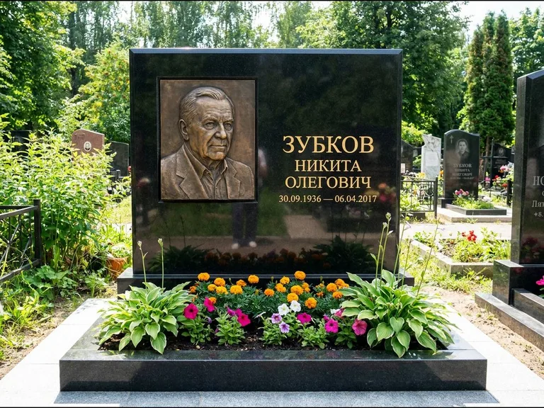 Памятник с барельефом — выполненная работа 19 в Воронеже