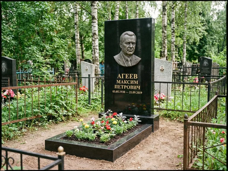 Памятник с барельефом — выполненная работа 1 в Воронеже