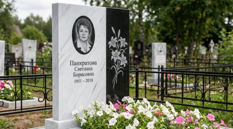 Памятник с гравировкой лилий — выполненная работа «Панкратова» в Воронеже