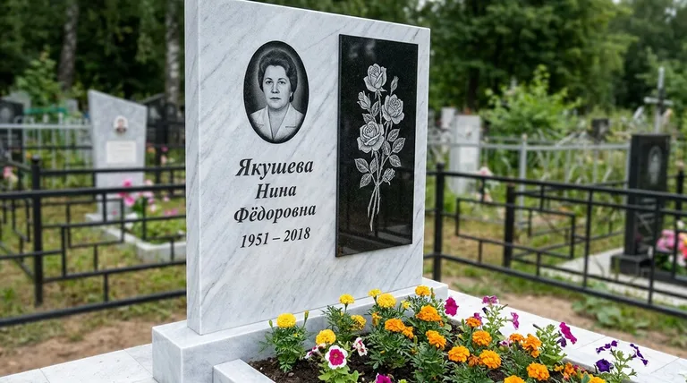 Памятник с гравировкой роз — выполненная работа «Якушева» в Воронеже
