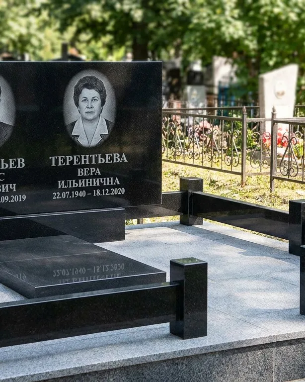 Премиум памятник под ключ с золочёной гравировкой в Воронеже