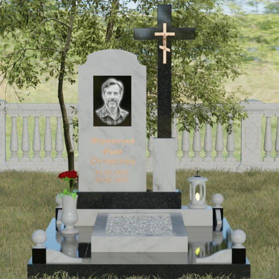 Гранитный вертикальный памятник с крестом во Владивостоке, мрамор Тассос, вид 2