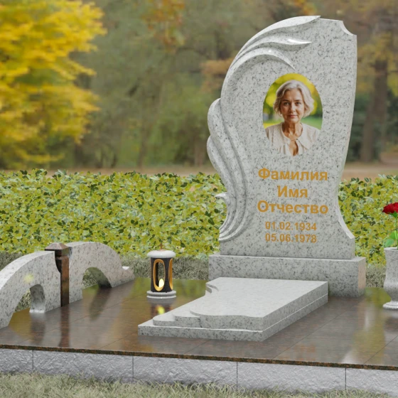 Гранитный вертикальный светский памятник в Ставрополе, гранит Мансуровский, вид 4