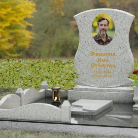 Гранитный памятник вертикальной формы - П146